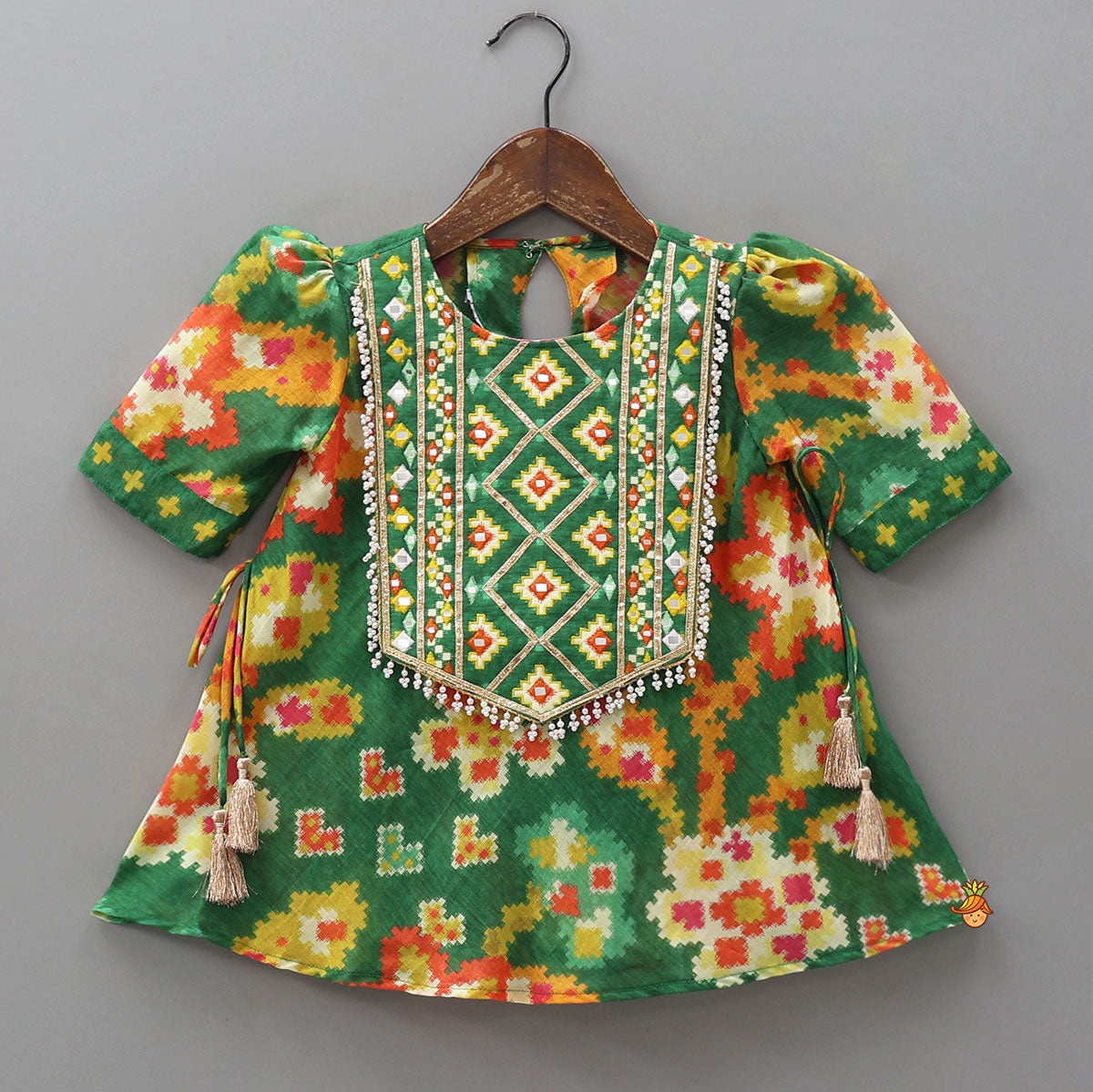 Dual Side Knot Detail Printed Kurti And Dhoti