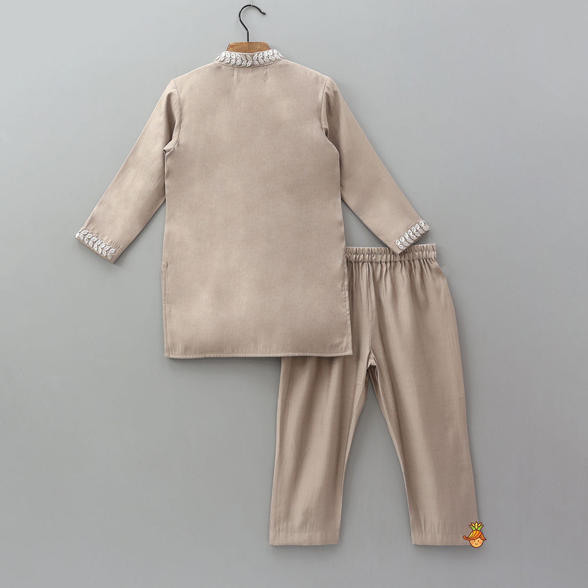 Hand Embroidered Elegant Kurta With Pants