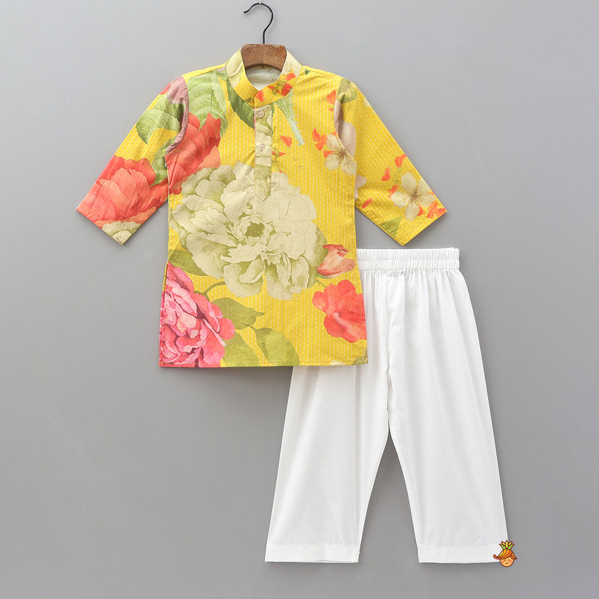 Floral Printed Kurta With Cut Dana Embroidered Jacket And Pyjama