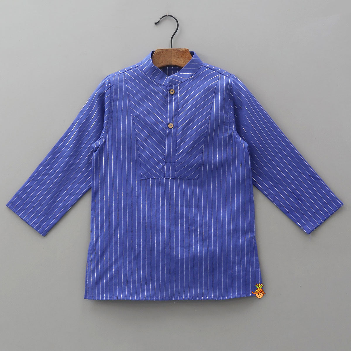 Lurex Stripe Detailed Ethnic Kurta And Pyjama