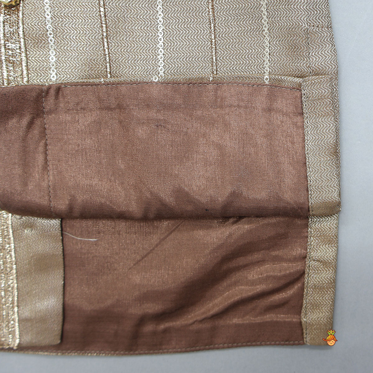 Ethnic Embellished Sheen Kurta With Matching Sheen Dhoti