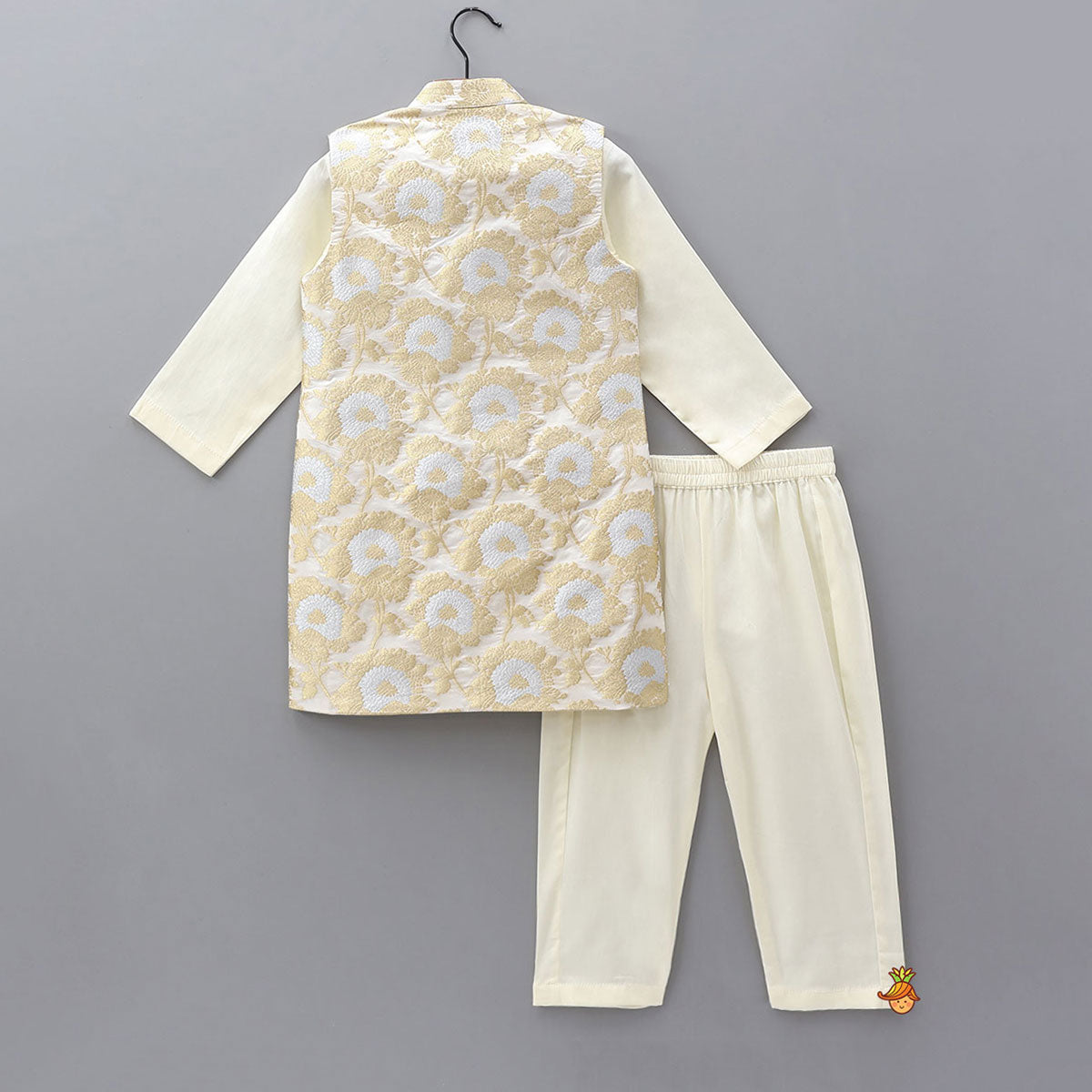 Ethnic Kurta With Brocade Front Open Jacket And Pyjama