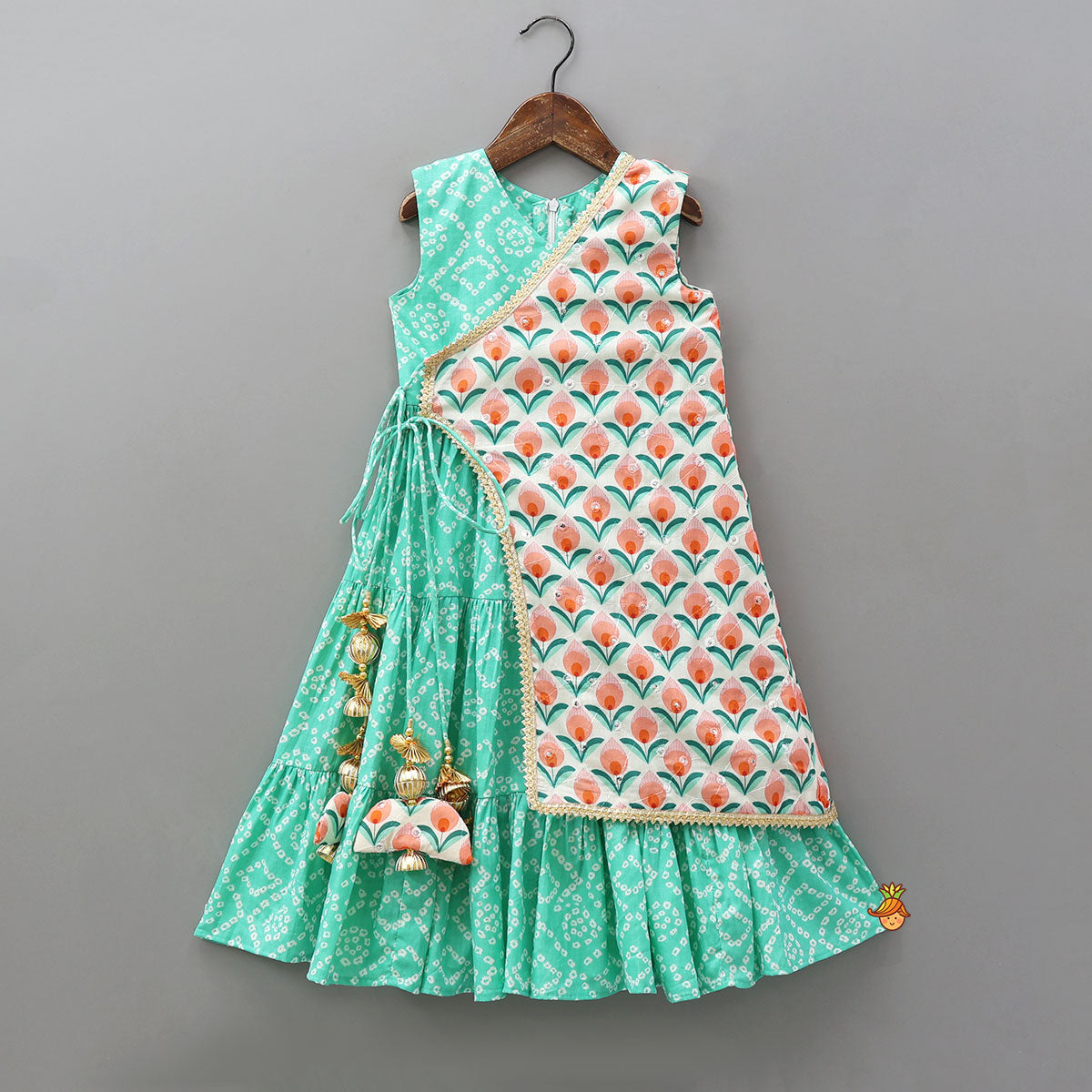 Bandhani Printed Kurti With One-Sided Flap