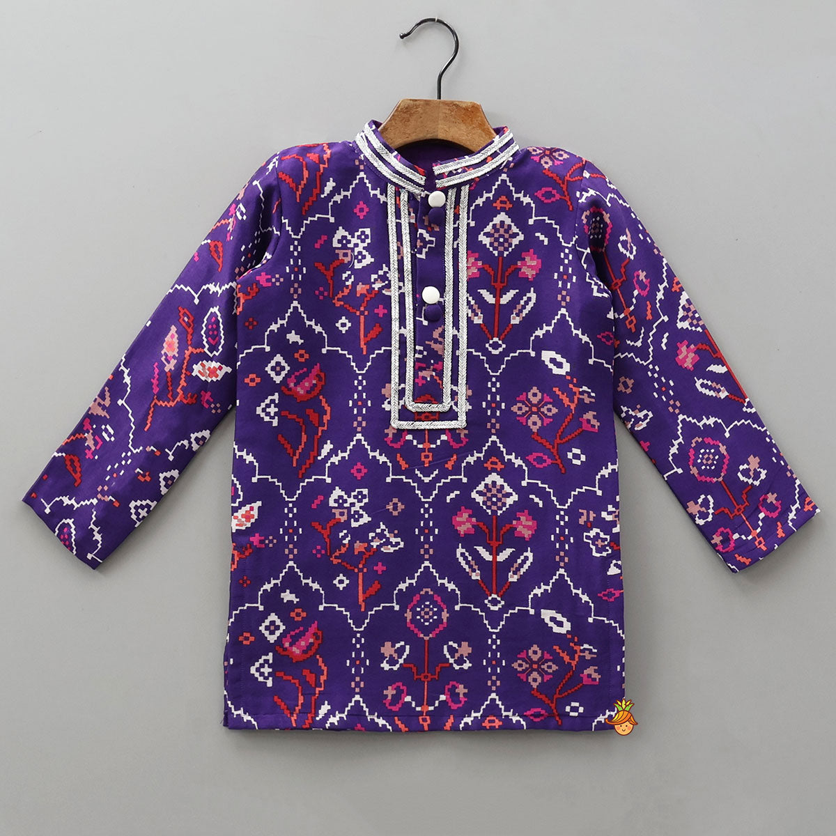 Adorable Printed Kurta With Pyjama