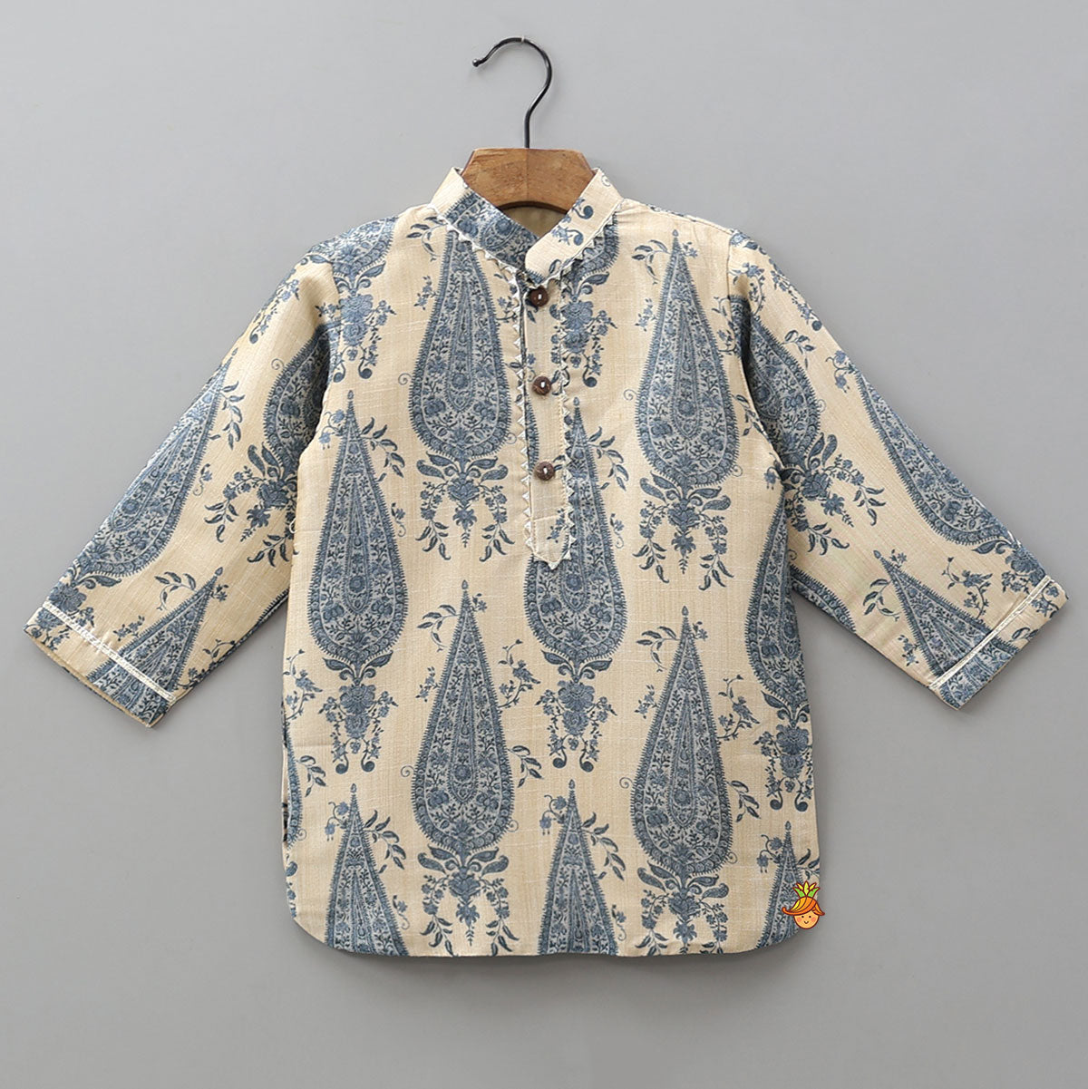 Curved Hem Kurta With Printed Jacket And Pyjama