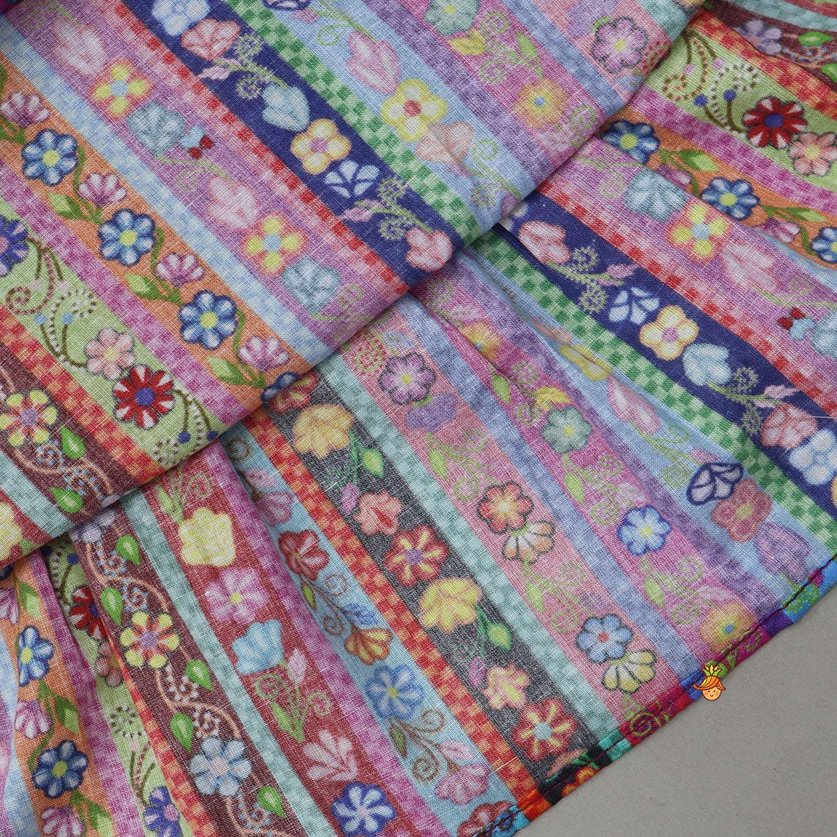 Adorable Floral Printed Kurti With One-Sided Dual Flap