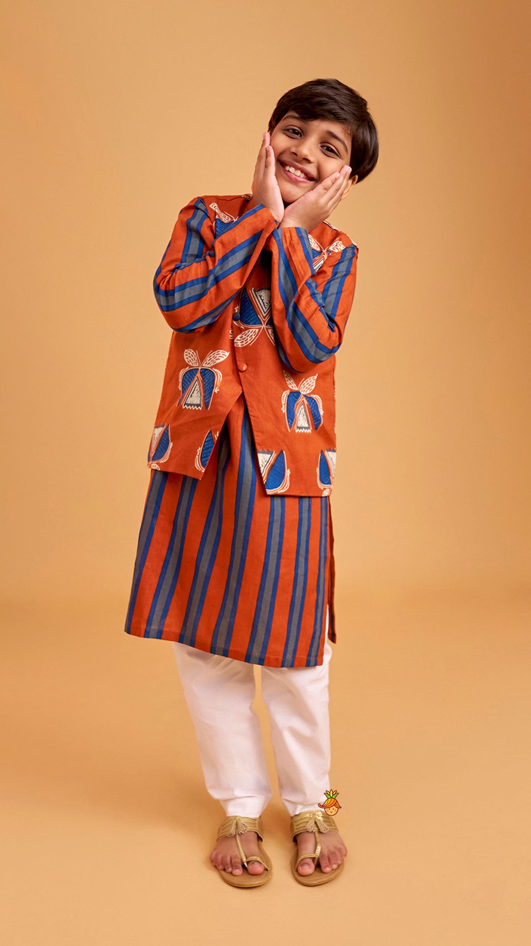 Vertical Striped Ethnic Kurta With Printed Jacket And Pyjama