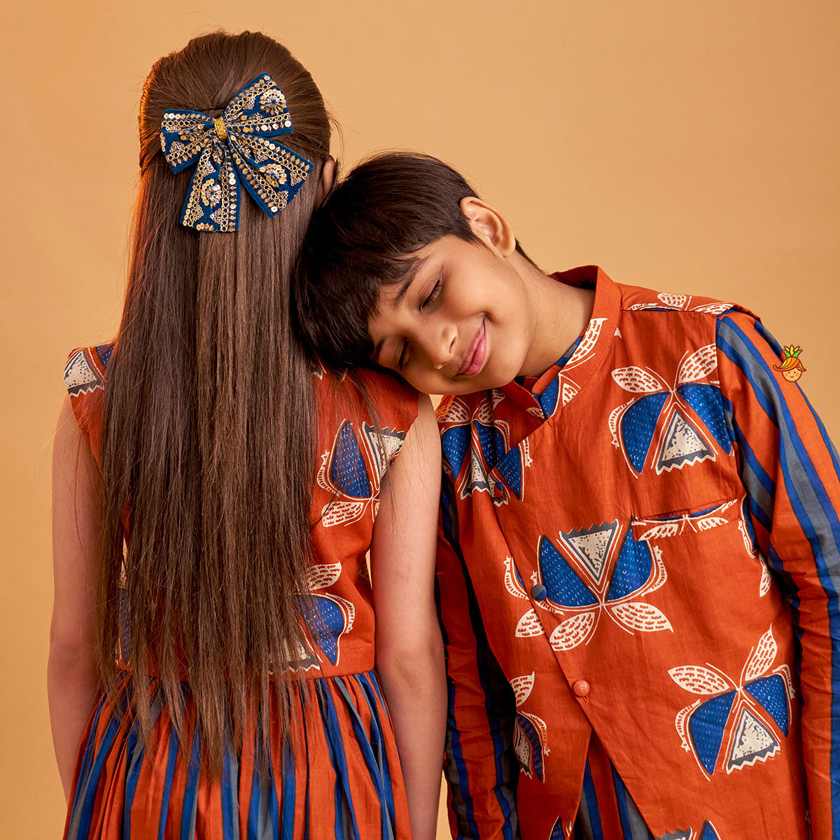 Vertical Striped Ethnic Kurta With Printed Jacket And Pyjama twinning model image 4