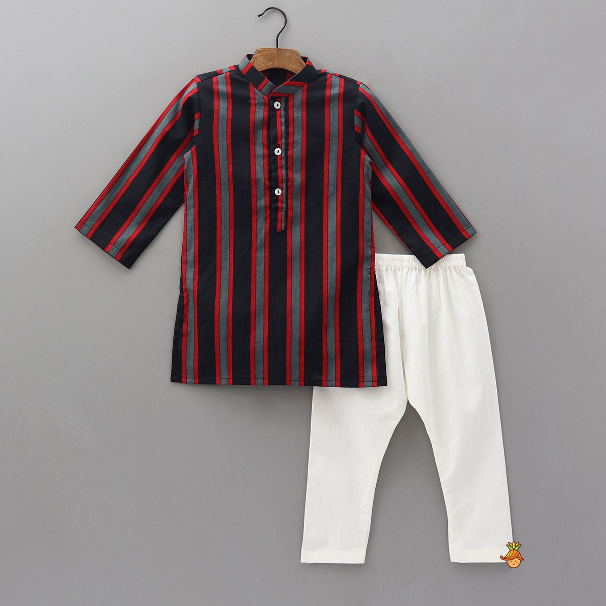 Vertical Striped Kurta With Printed Jacket And Pyjama