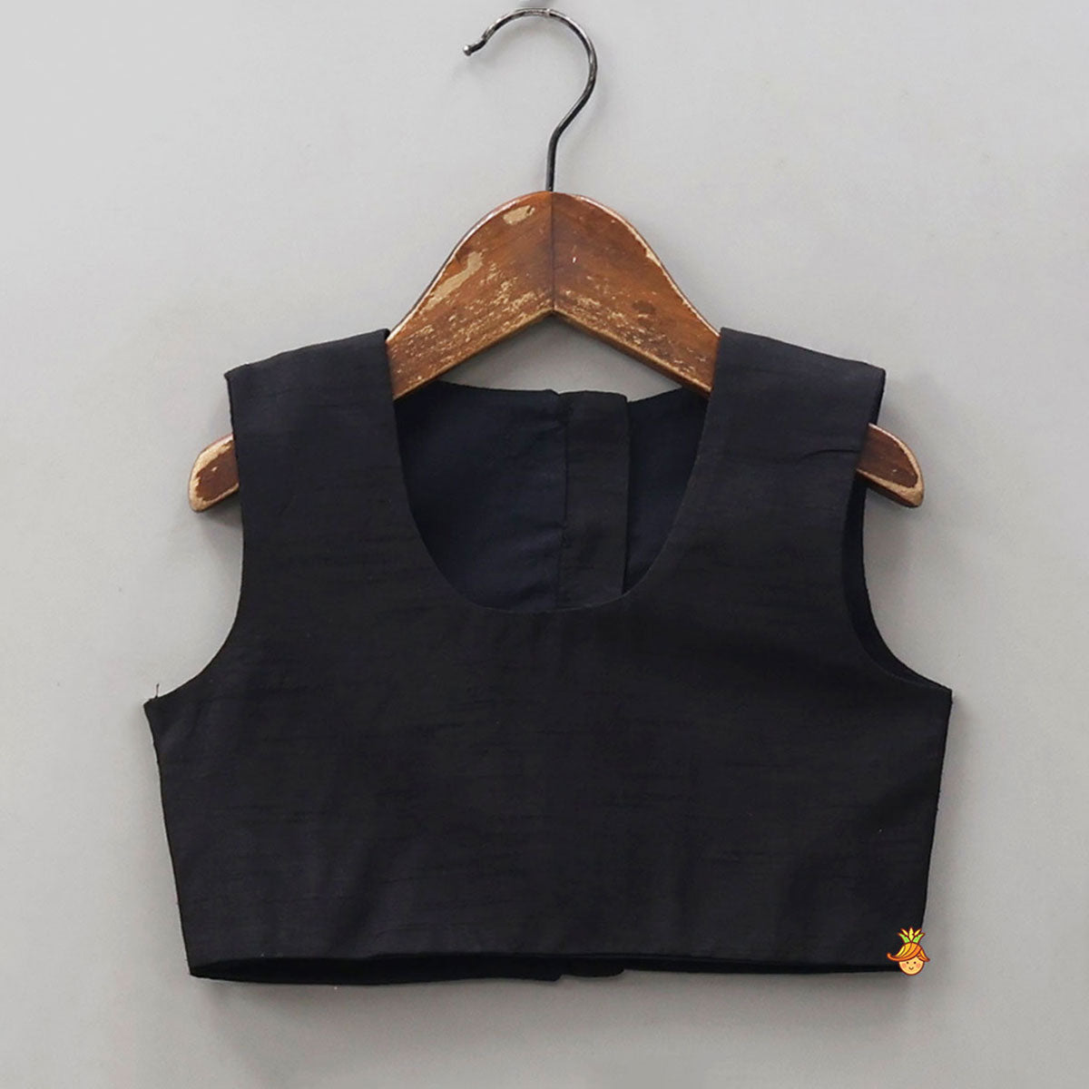 Yoke Embroidered Kaftan-Style Kurti With Inner Top And Matching Pant