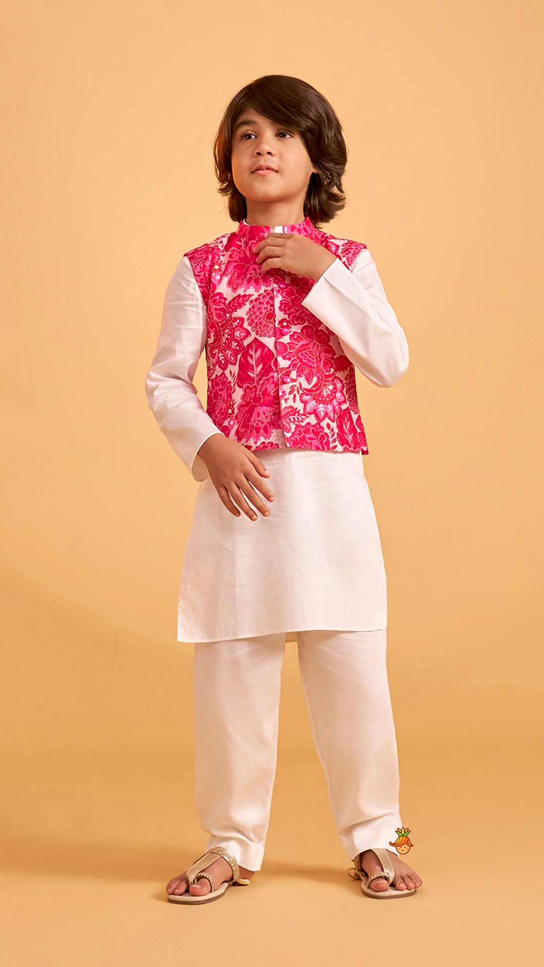 Ethnic Kurta With Adorable Floral Work Jacket And Pyjama