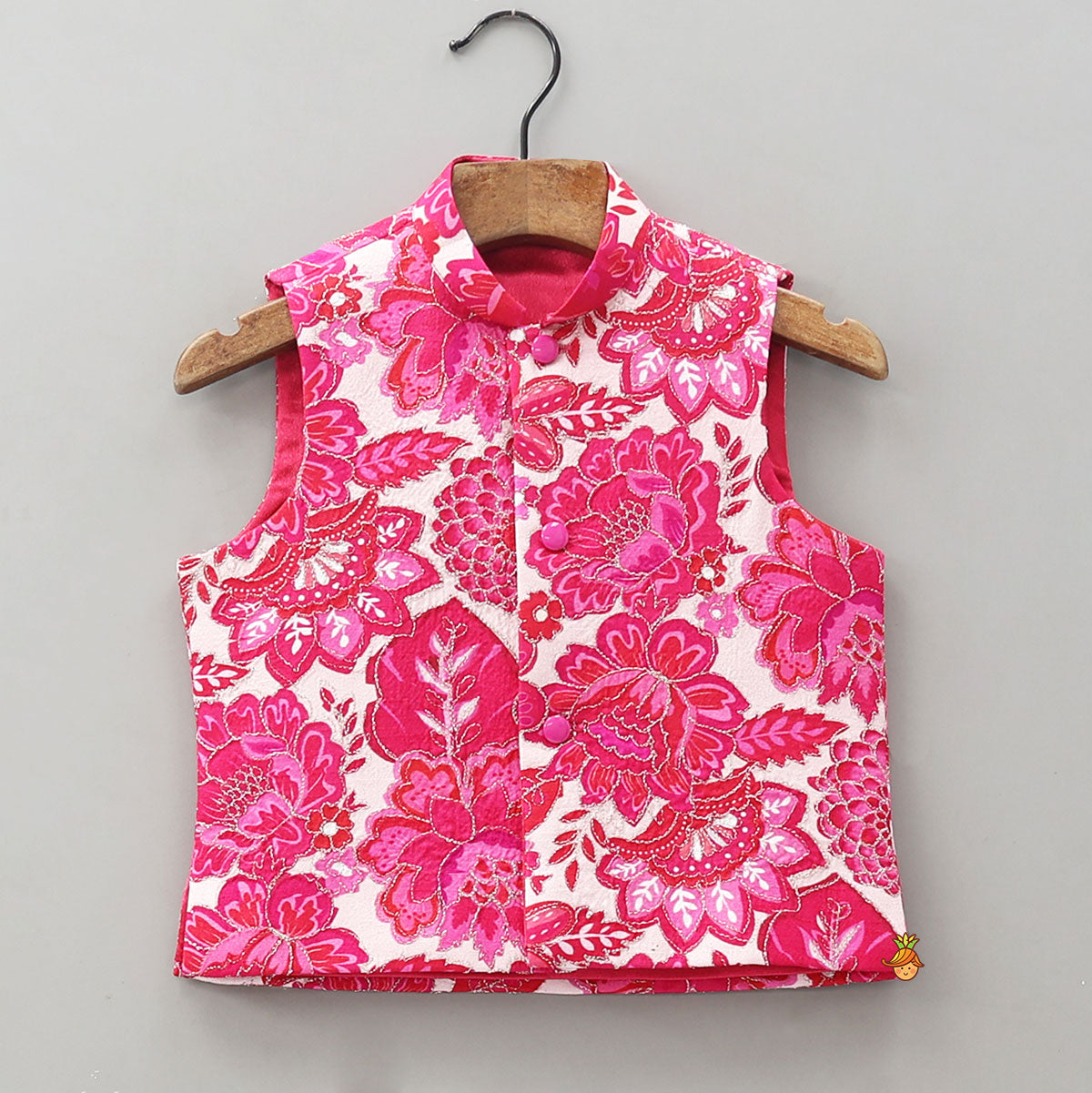 Ethnic Kurta With Adorable Floral Work Jacket And Pyjama