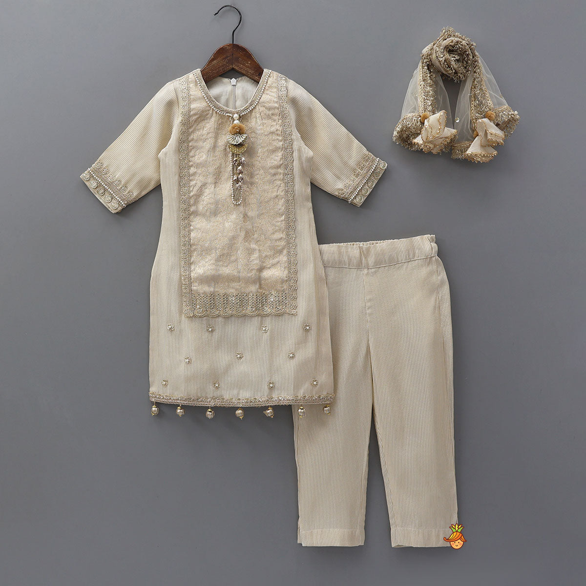 Shimmery Striped Kurti And Pant With Net Dupatta