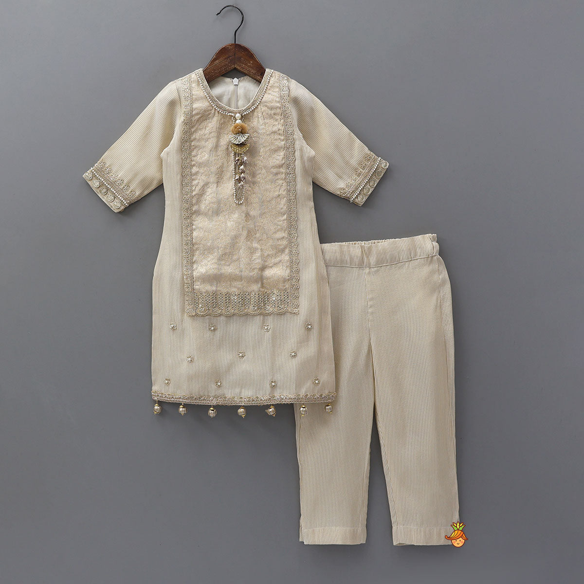 Shimmery Striped Kurti And Pant With Net Dupatta