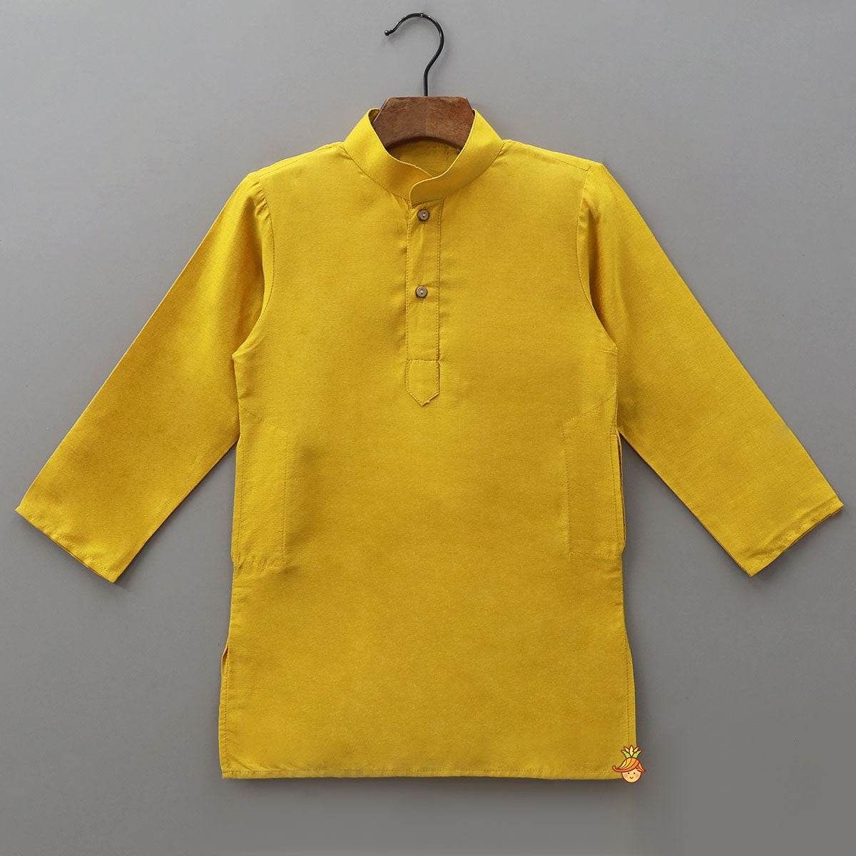 Kurta With Animal Motif Printed Contrasting Jacket And Pyjama