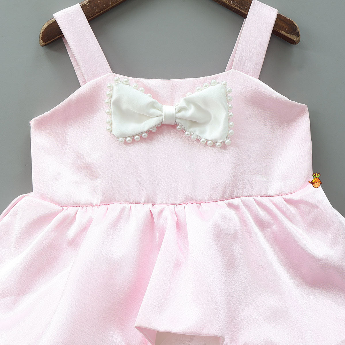 Elegant Bow Embellished Dress With Matching Gloves