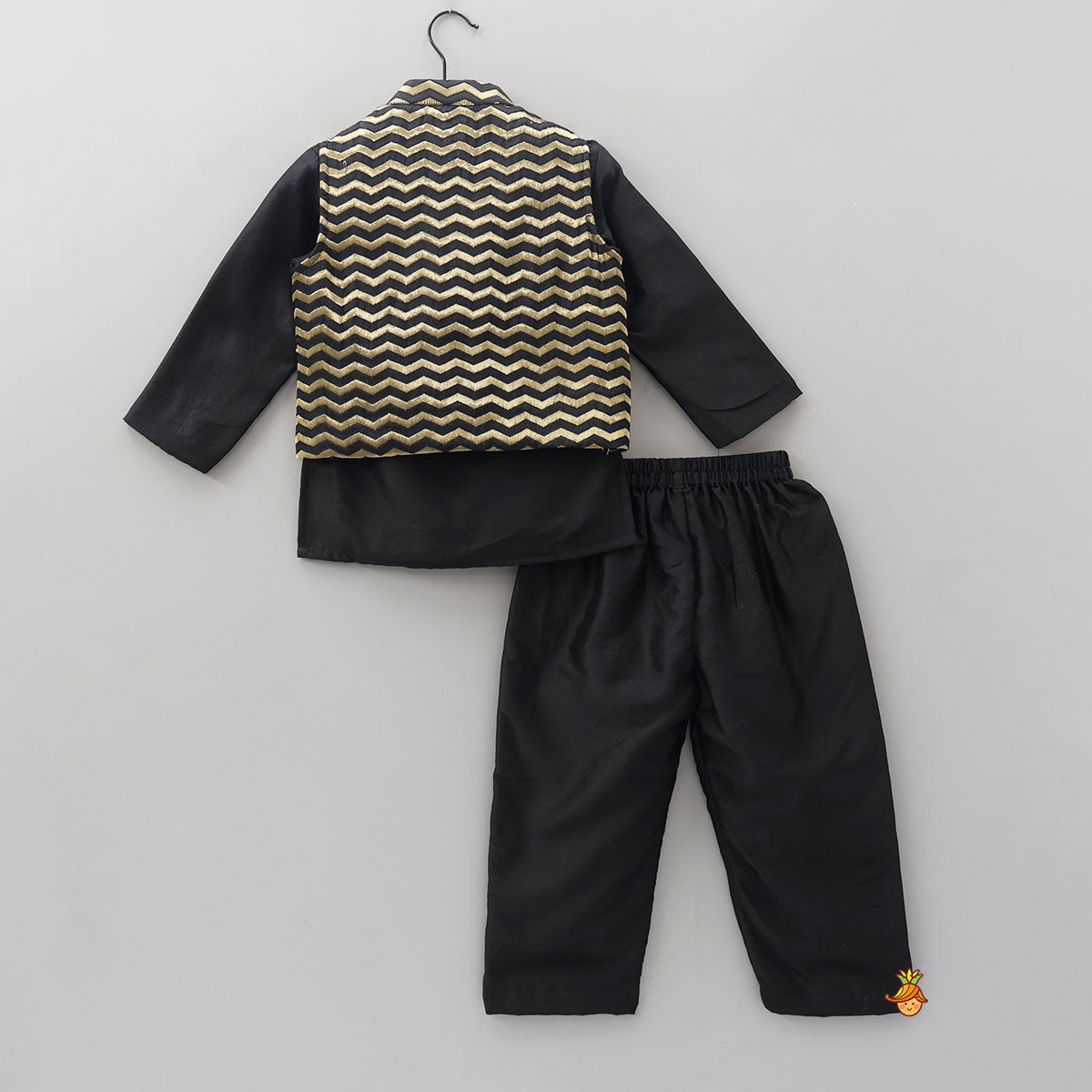 Chanderi Silk Kurta With Brocade Jacket And Pyjama