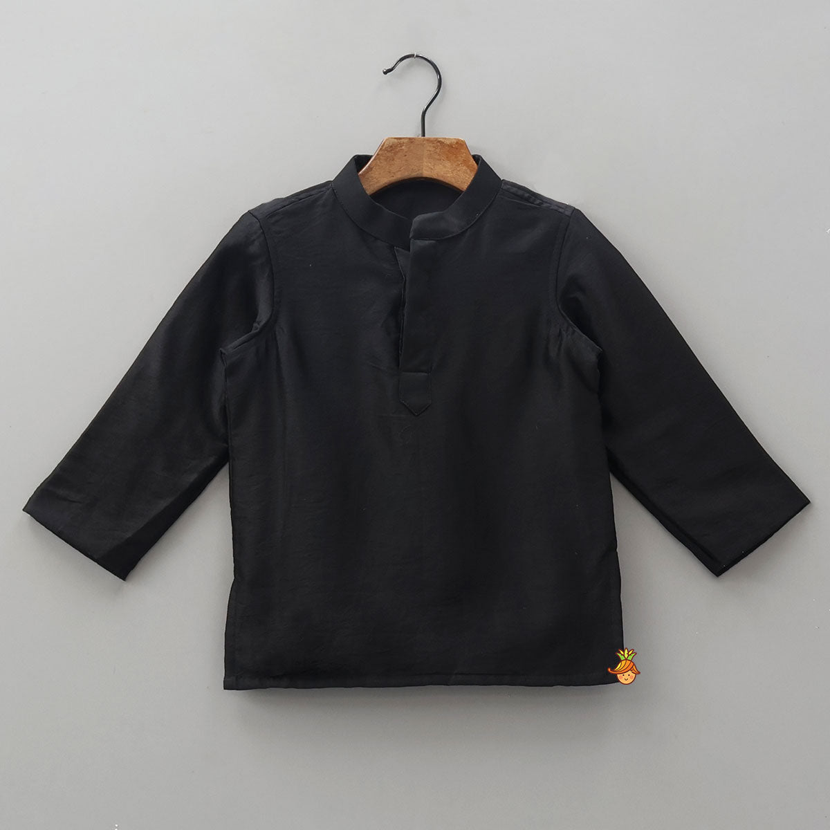 Chanderi Silk Kurta With Brocade Jacket And Pyjama