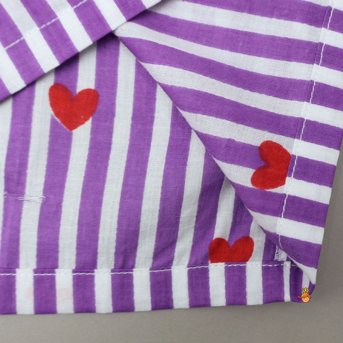 Vertical Stripes And Heart Printed Sleepwear Set