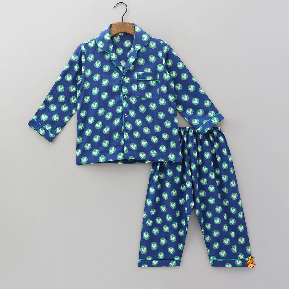 Notch Collar Heart-Printed Sleepwear