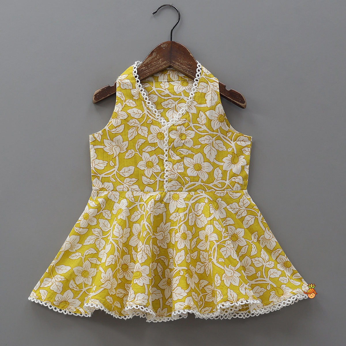 Sleeveless Printed Cotton Kurti And Flared Palazzo With Net Dupatta