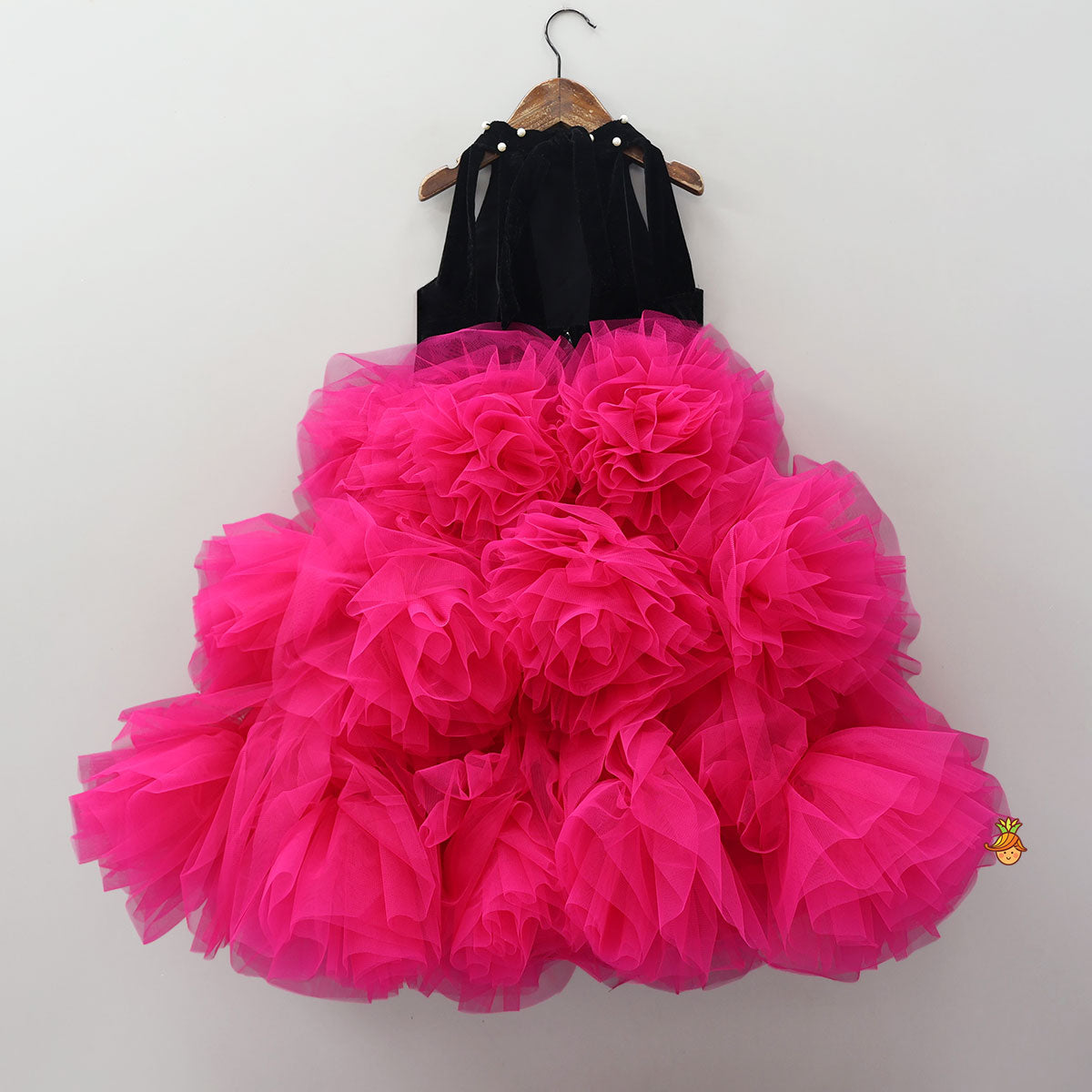 Gorgeous Net Gown With Coordinated Hand Gloves