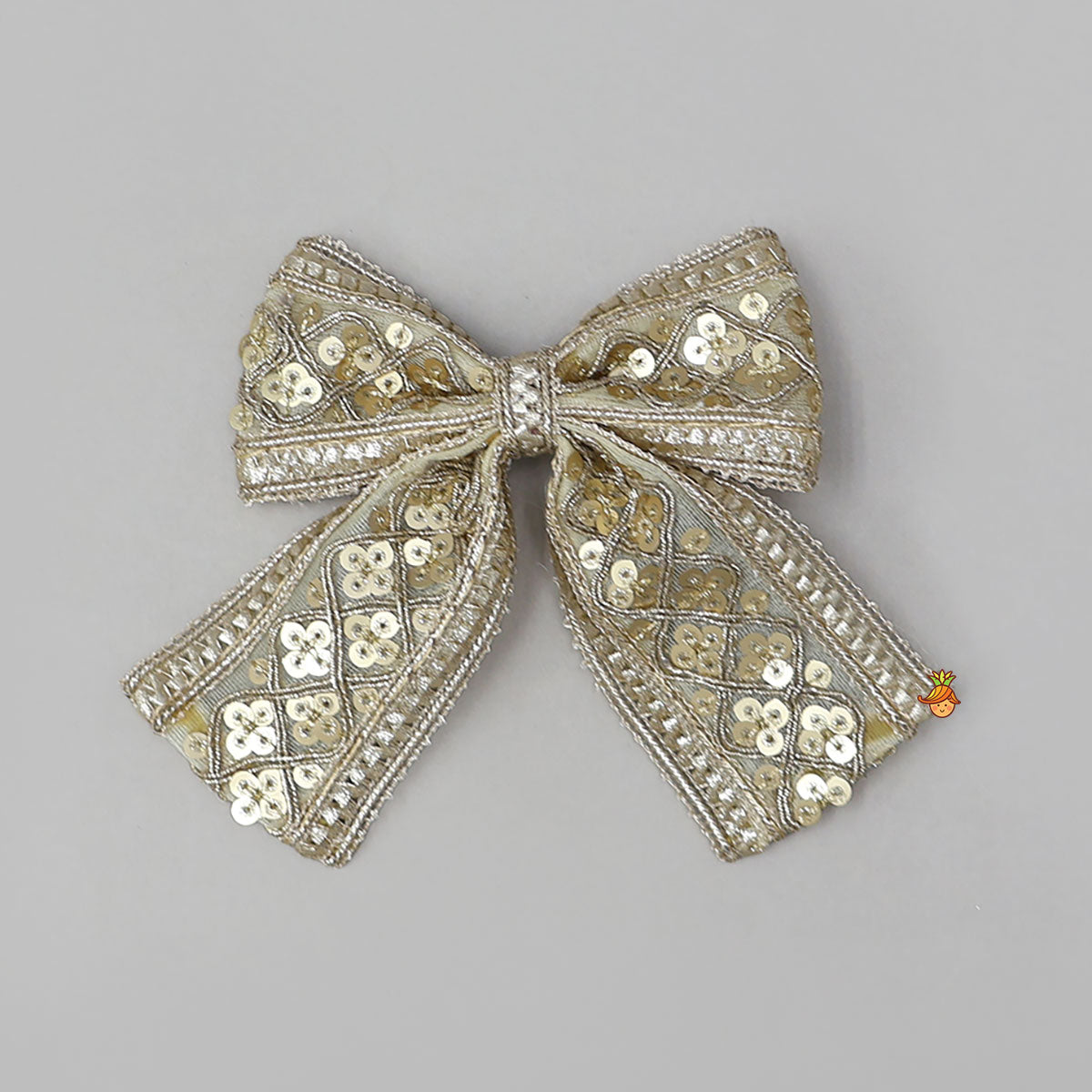 Embroidered Eye-Catching Hair Clip