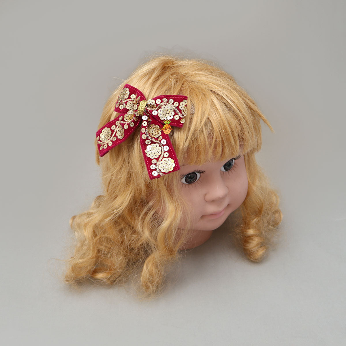 Intricately Sequins Embroidered Velvet Hair Clip