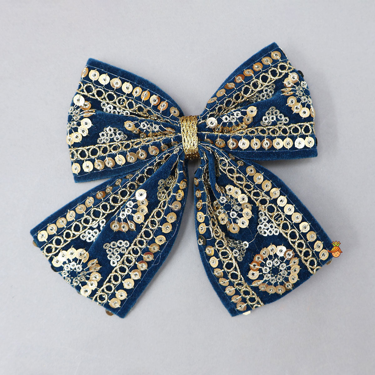 Elegant Sequins Embroidered Velvet Hair Clip