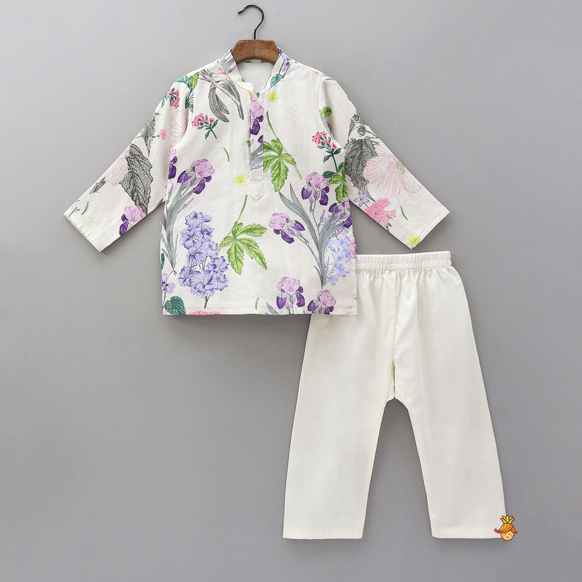 Printed Kurta With Checked Detailed Jacket And Pyjama