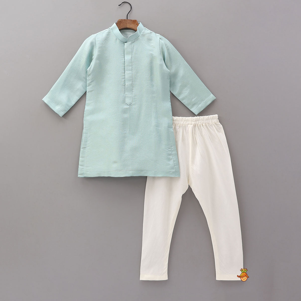 Shimmery Kurta With Open Jacket And Churidar