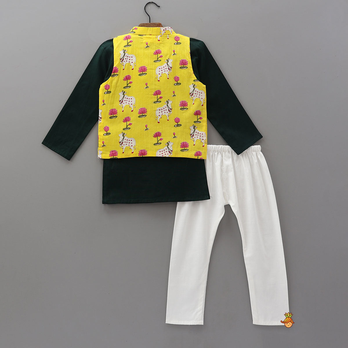 Festive Traditional Kurta With Printed Jacket And Pyjama