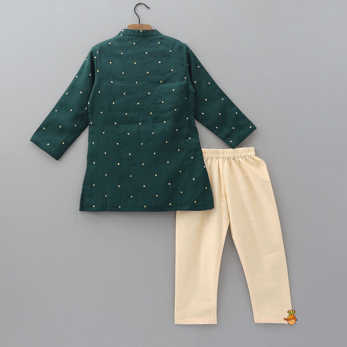 Sequins Embellished Ethnic Kurta And Pyjama