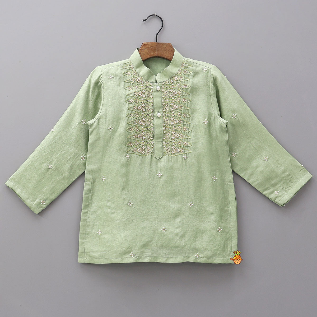 Embroidered Ethnic Kurta And Pyjama
