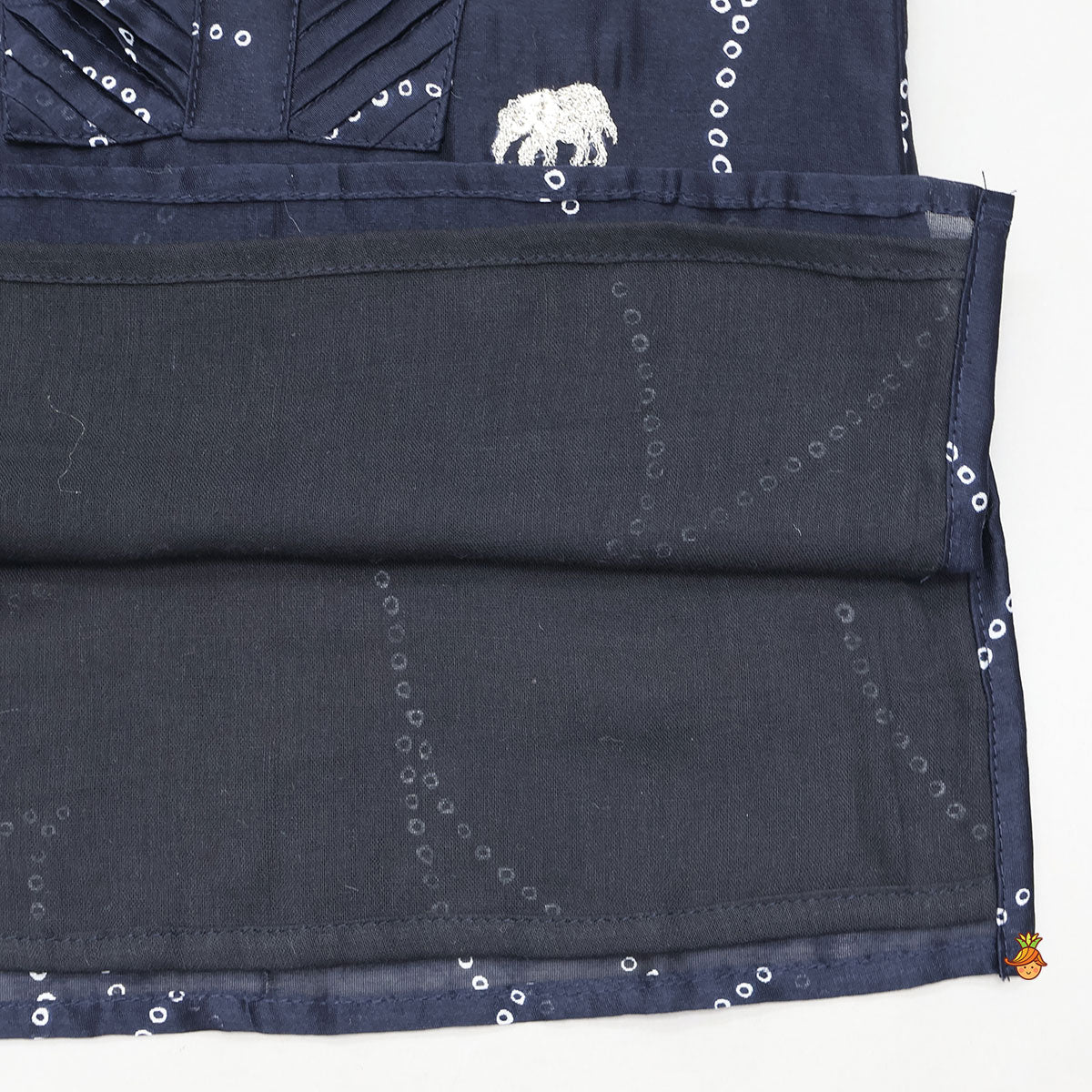 Pin-Tuck Detailed Yoke Kurta And Pyjama