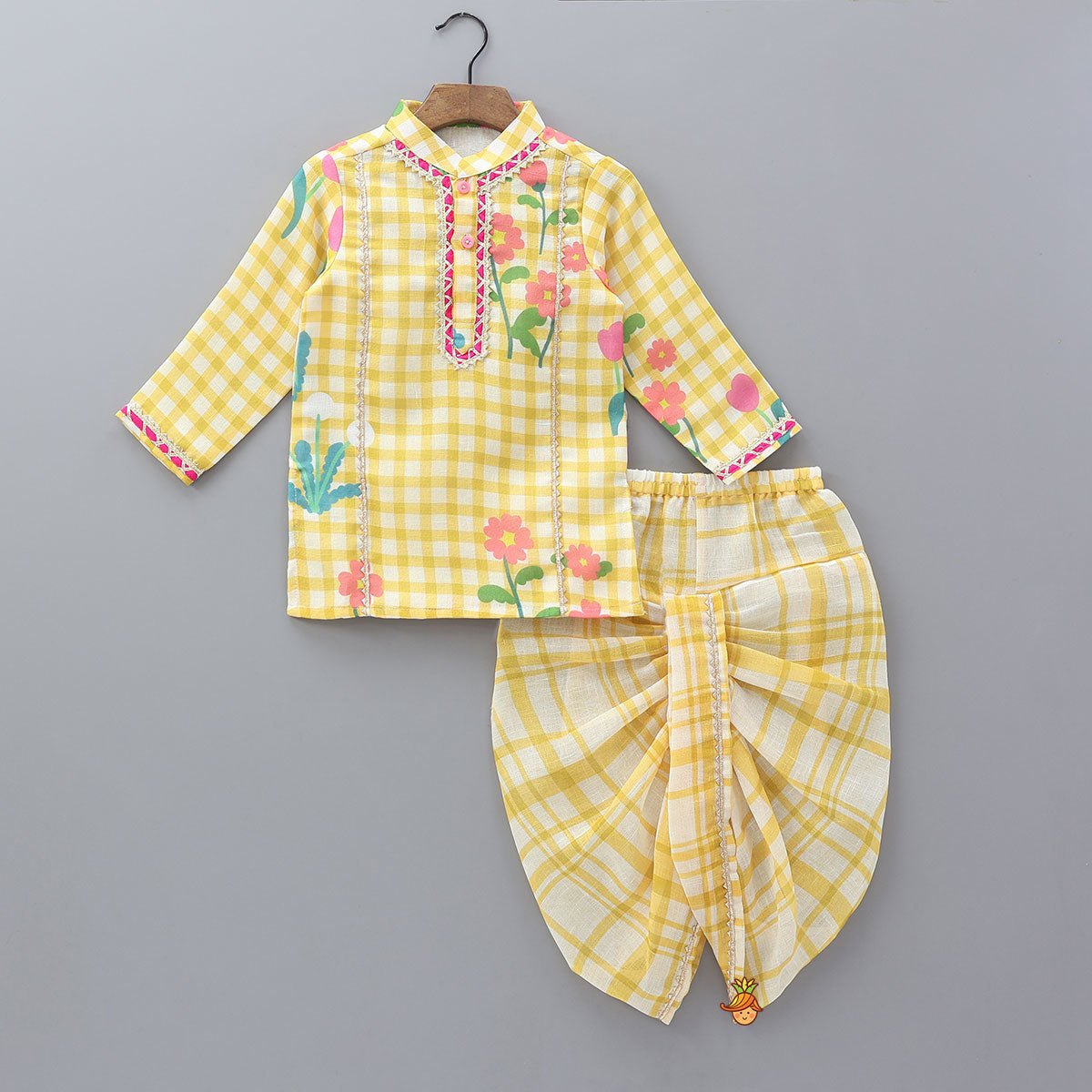 Floral Printed Kurta With Checked Dhoti