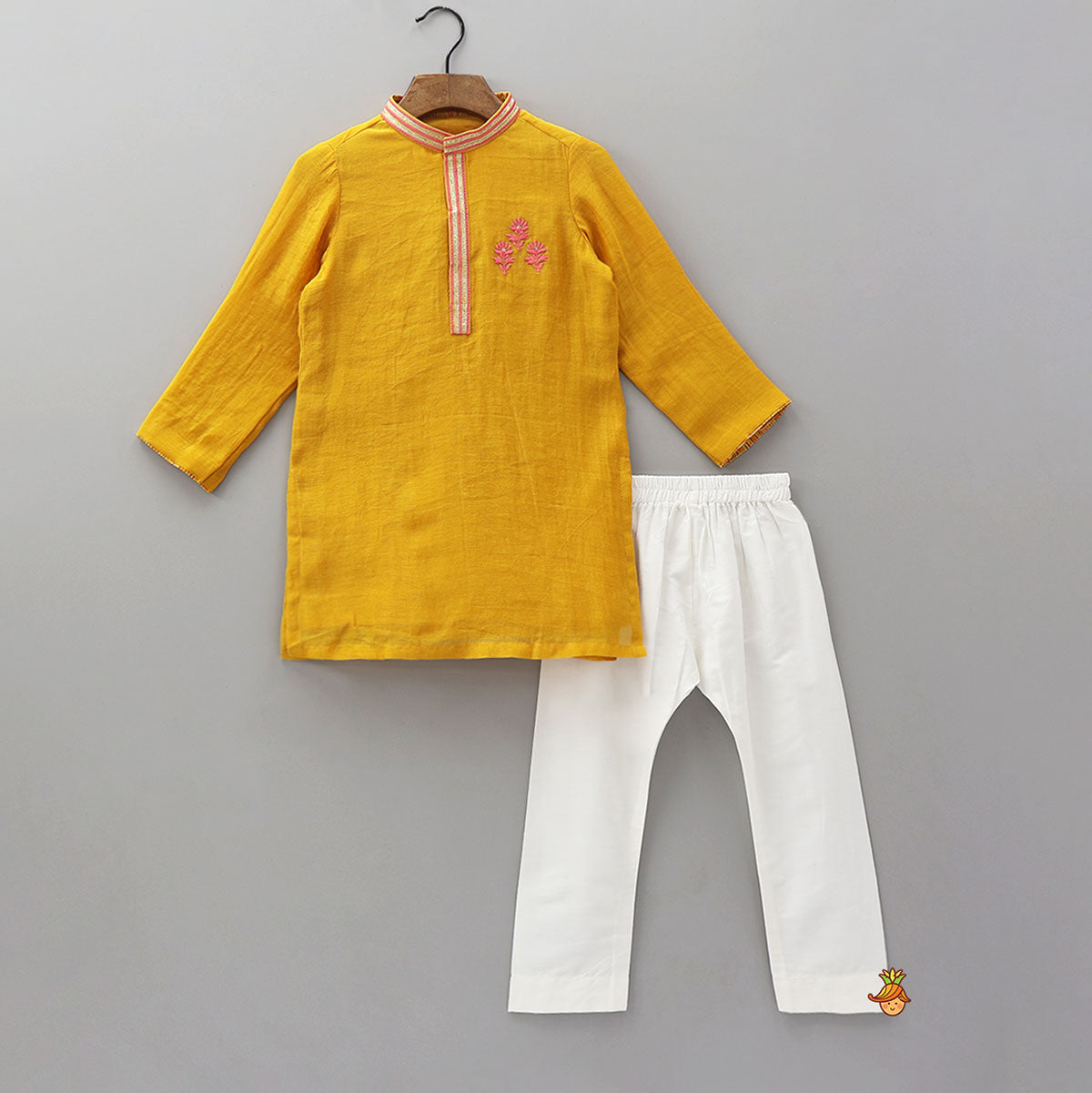 One Sided Floral Thread Embroidered Kurta And Pyjama