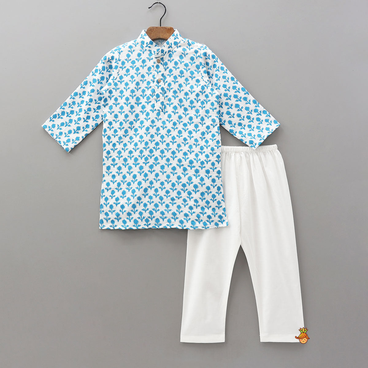 Floral Printed Kurta And Pyjama