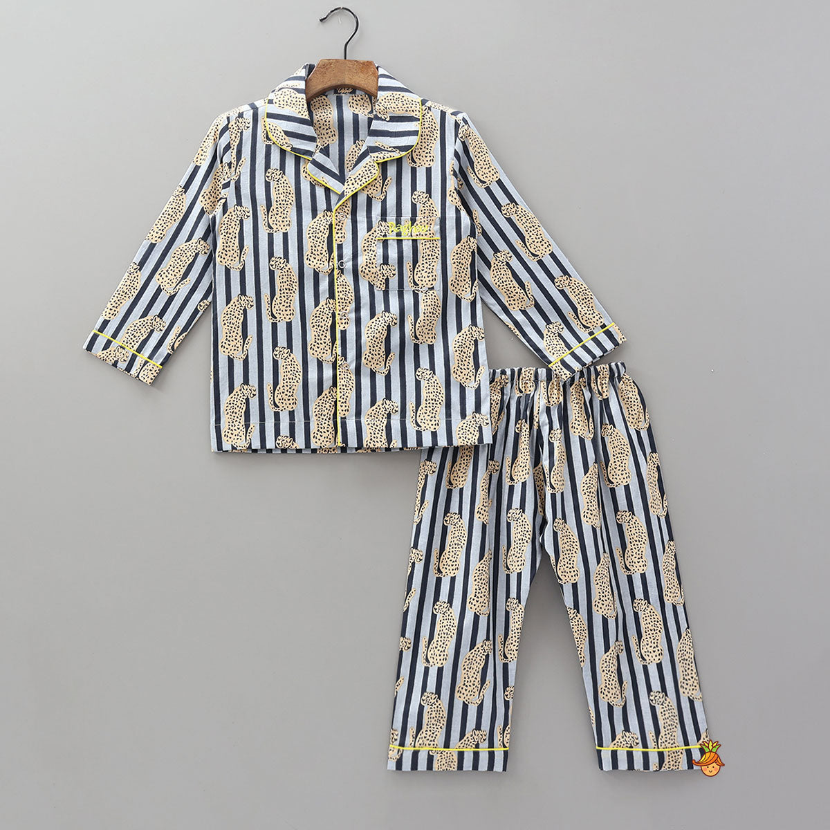 Animal Printed Notch Collar Sleepwear