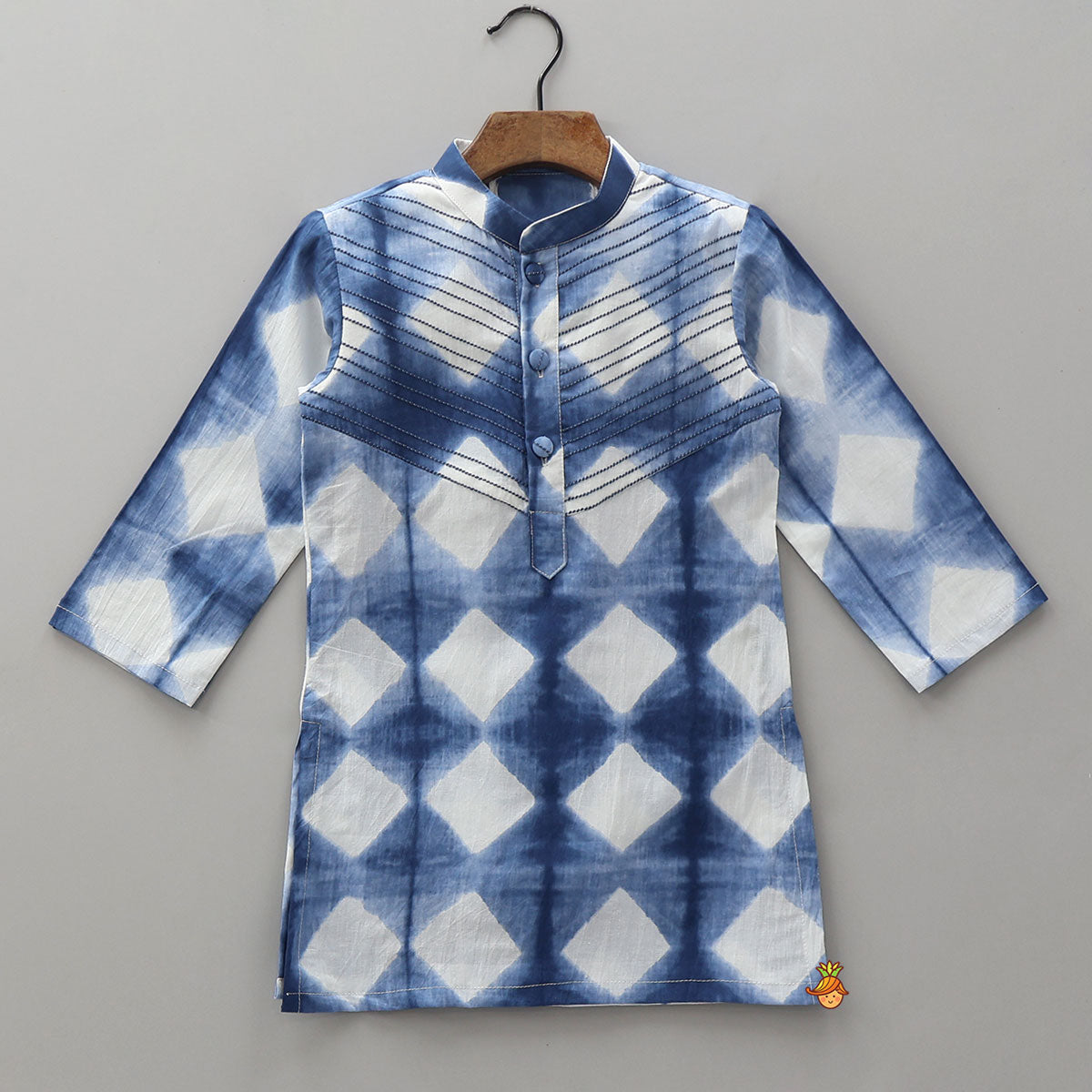 Thread Detailed Yoke Printed Ethnic Kurta And Pyjama