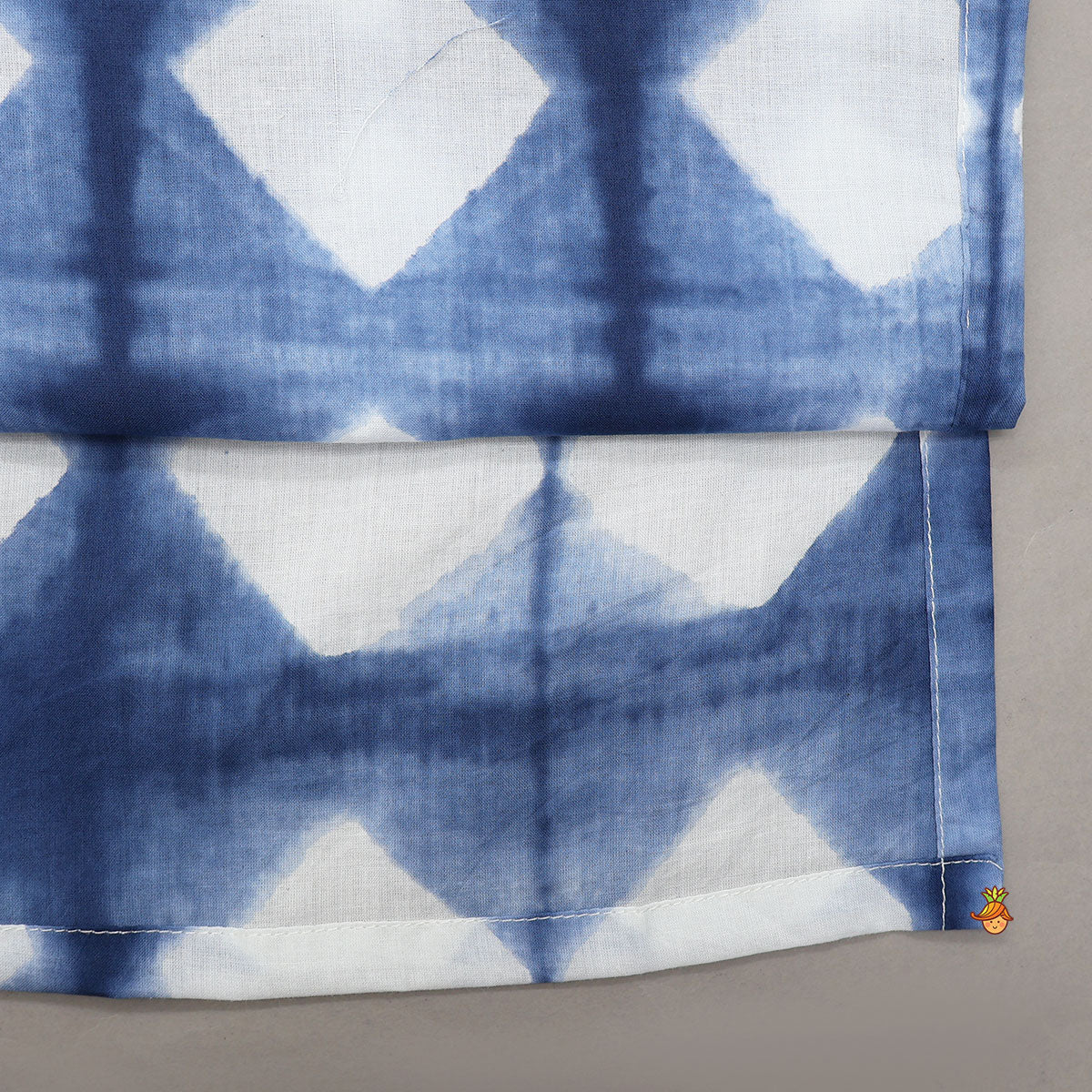 Thread Detailed Yoke Printed Ethnic Kurta And Pyjama