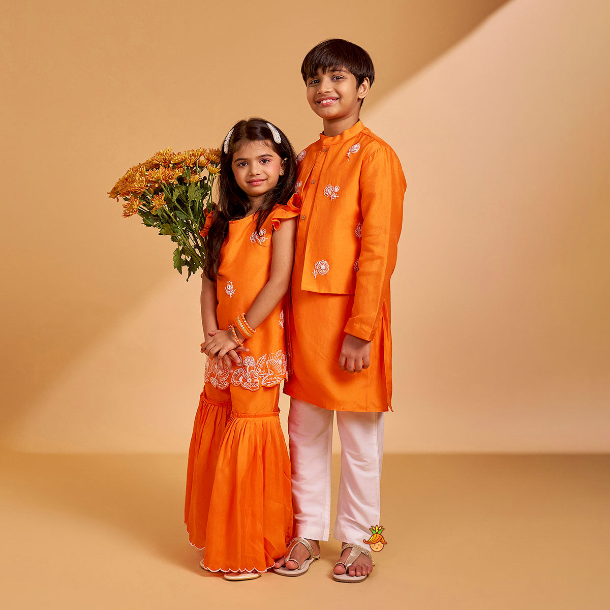 Floral Hand Embroidered Jacket Style Kurta With Pyjama twinning model image 1