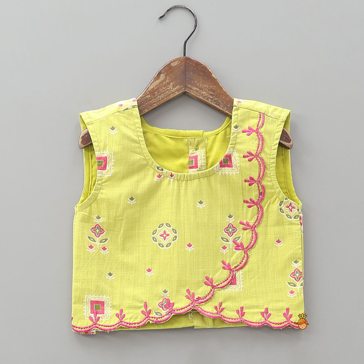 Sleeveless Printed Crop Top And Flared Palazzo