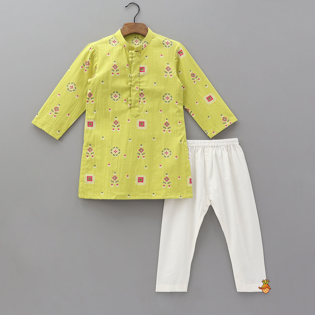 Printed Kurta With Potli Button Detailing And Pyjama