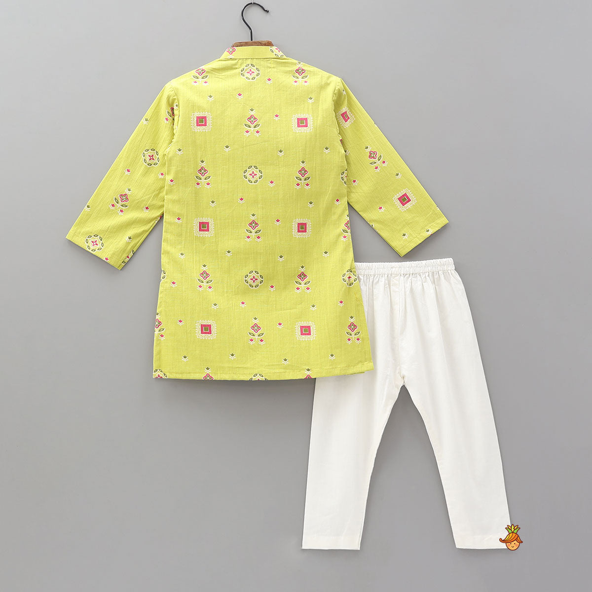 Printed Kurta With Potli Button Detailing And Pyjama