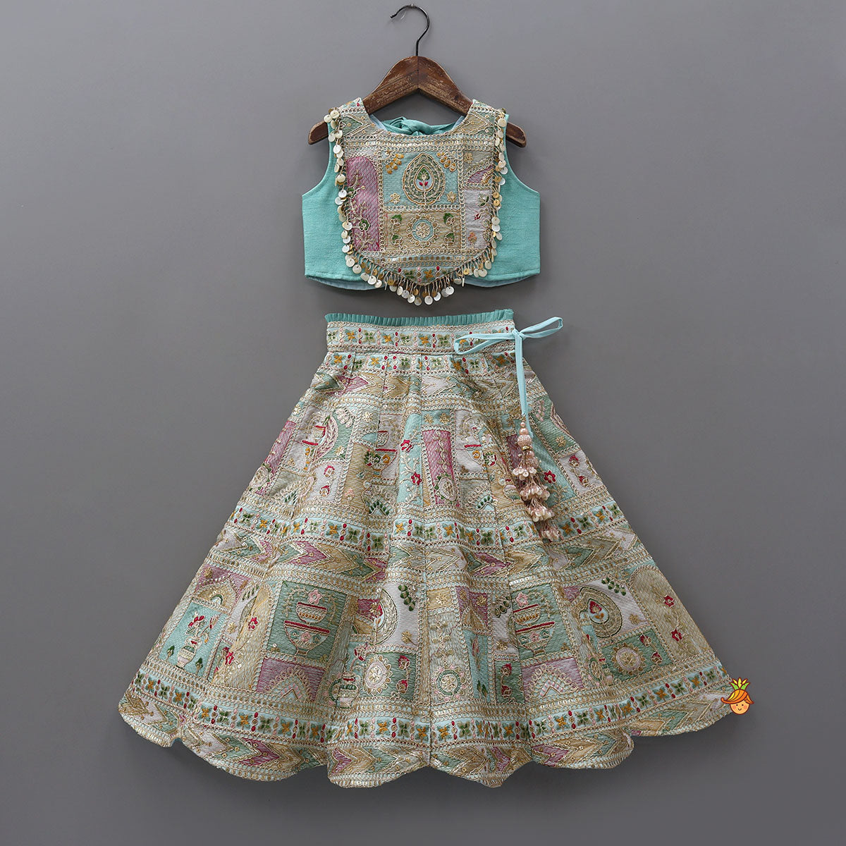 Elegant Zardozi Dori Embroidered Crop Top With Flared Lehenga