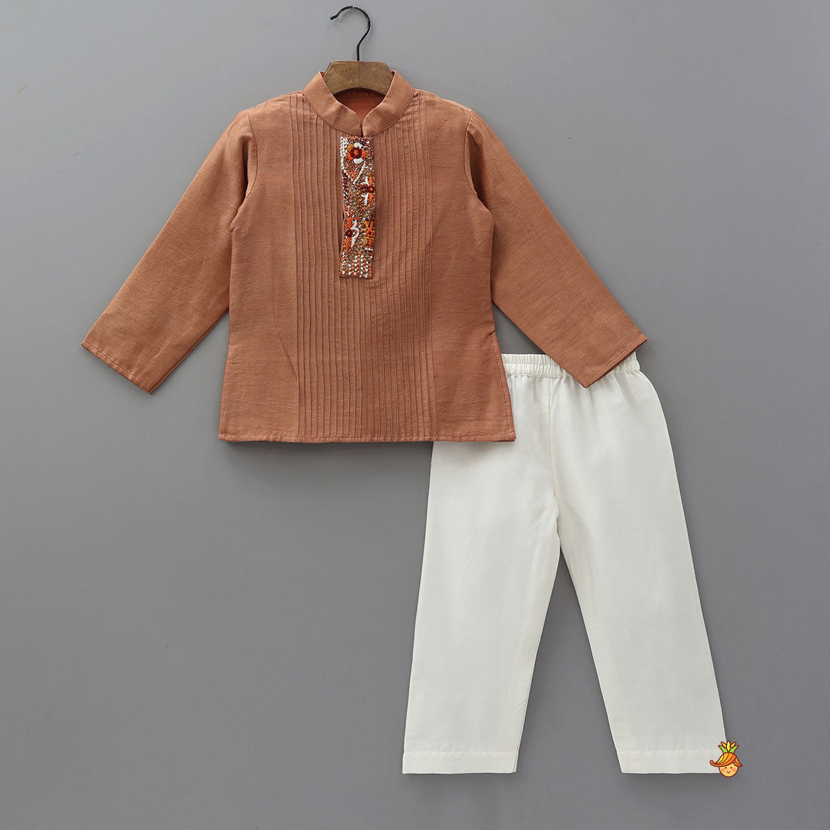 Pin Tuck Detailed Kurta And Pyjama