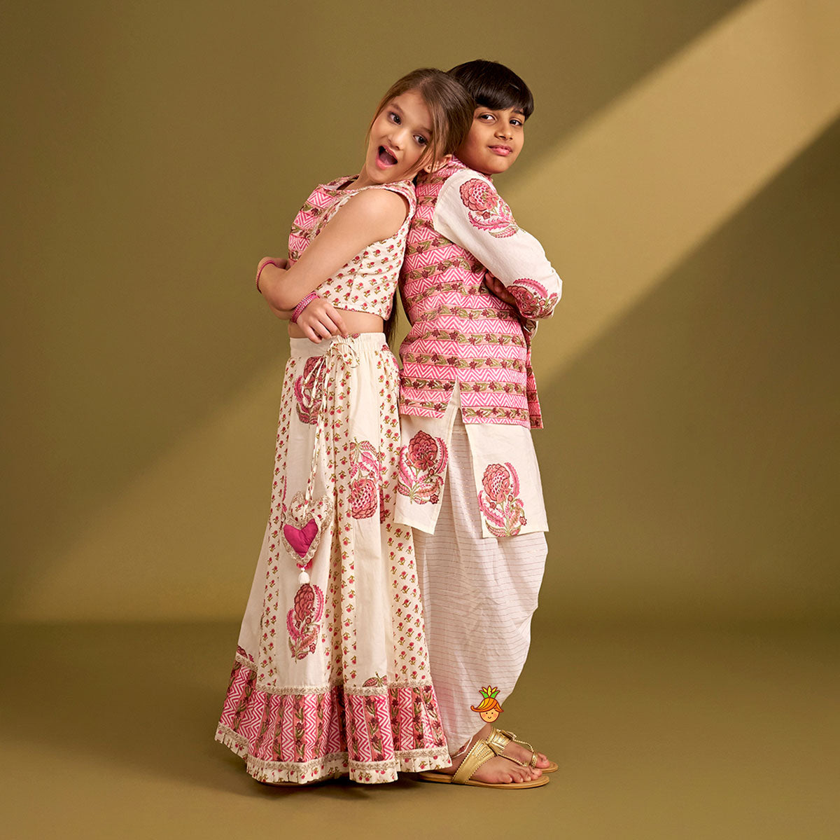 Hand Block Floral Printed Top And Pleated Hem Lehenga With Matching Dupatta twinning model image 2