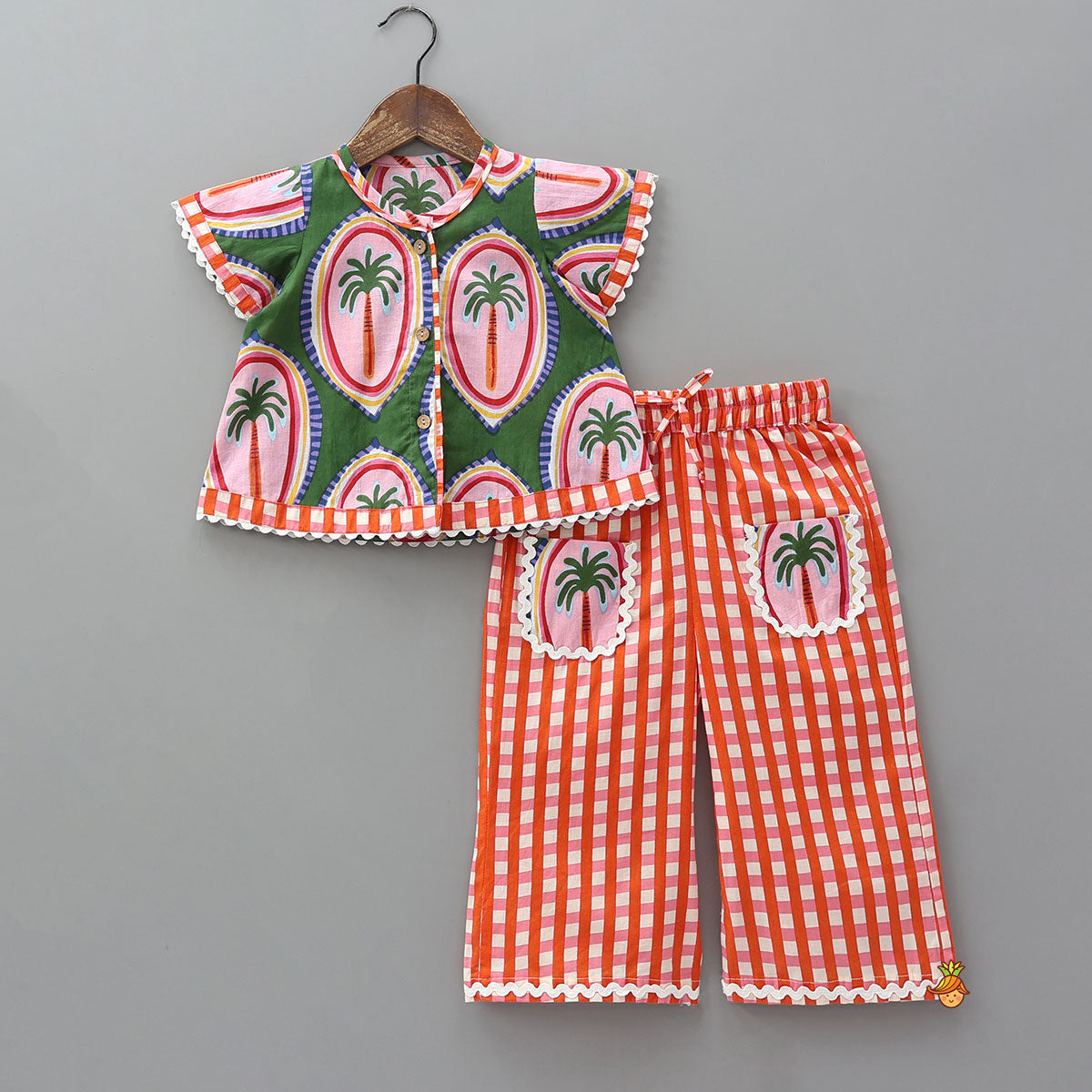 Tropical Tree Printed Sleepwear Set With Matching Tote Bag