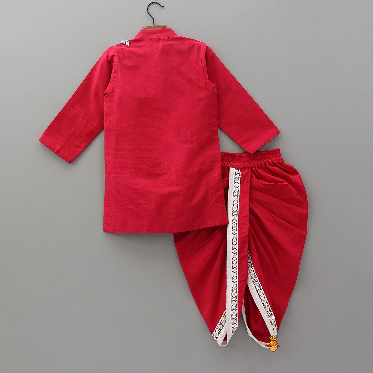 Intricately Embroidered Kurta And Dhoti